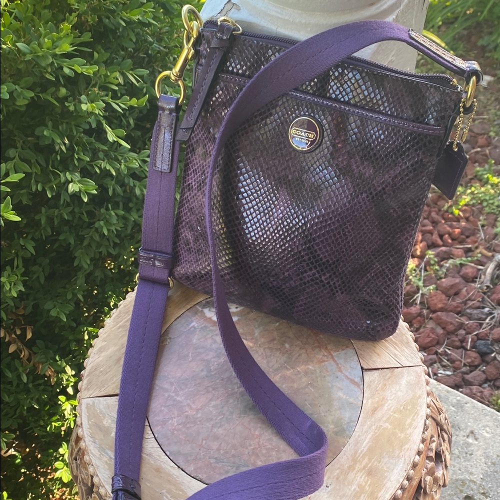 💜🖤Rare Y2K Purple Coach Crossbody Leather Bag💜🖤 - Picture 3 of 16